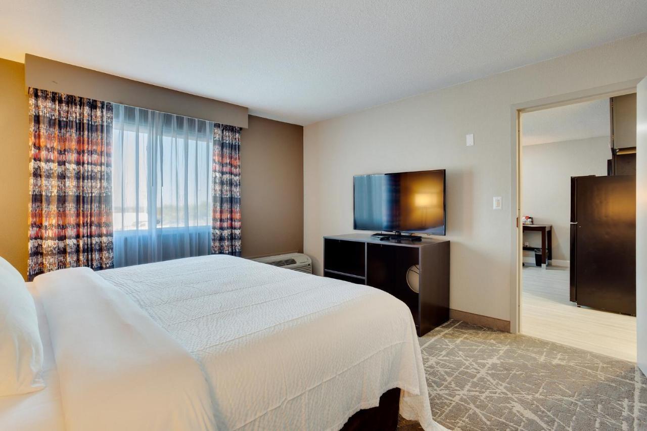 Orangewood & Kansas Airport Hotel Kansas City